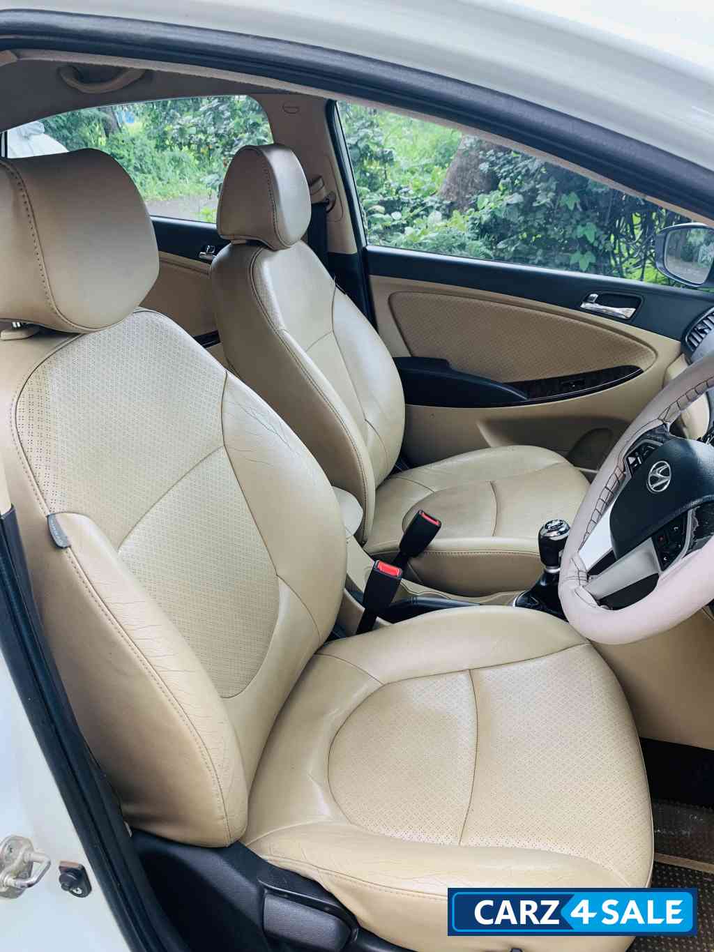 Hyundai Verna Fludic SX