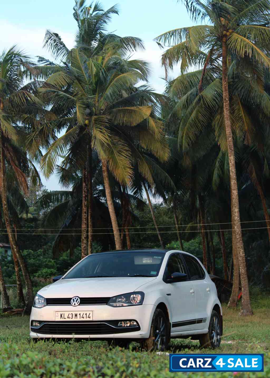 Candy White Volkswagen Polo Black and white edition highline plus