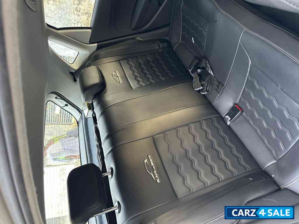 Candy White Volkswagen Polo Black and white edition highline plus