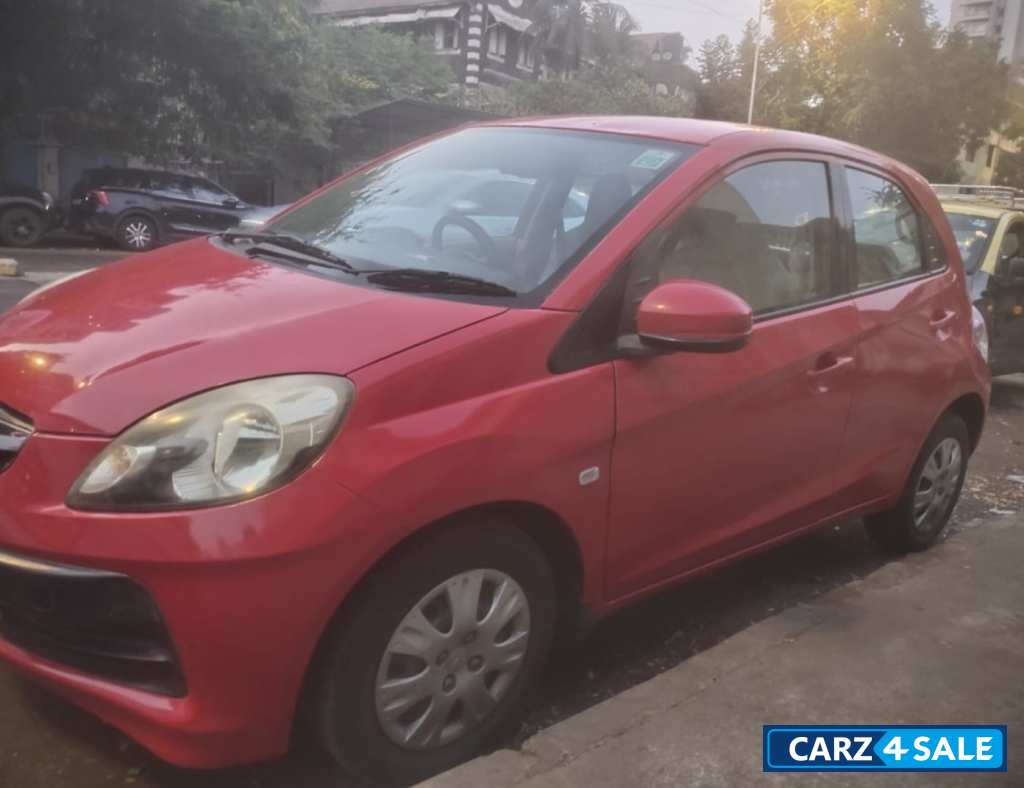 Red Honda Brio S MT ivtec