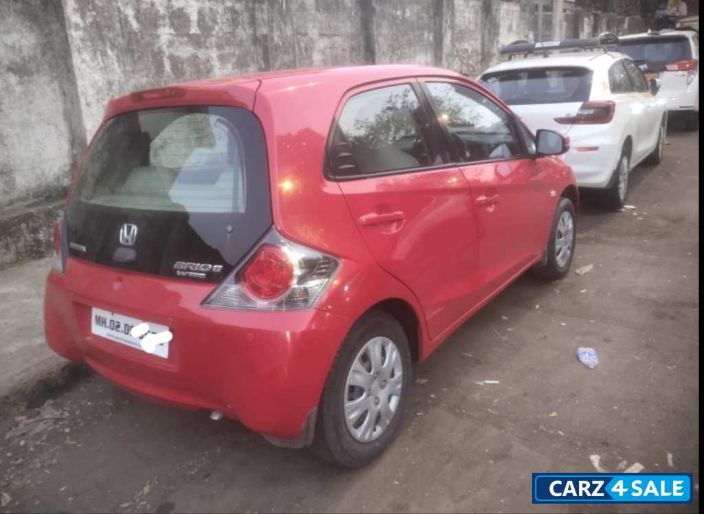 Red Honda Brio S MT ivtec