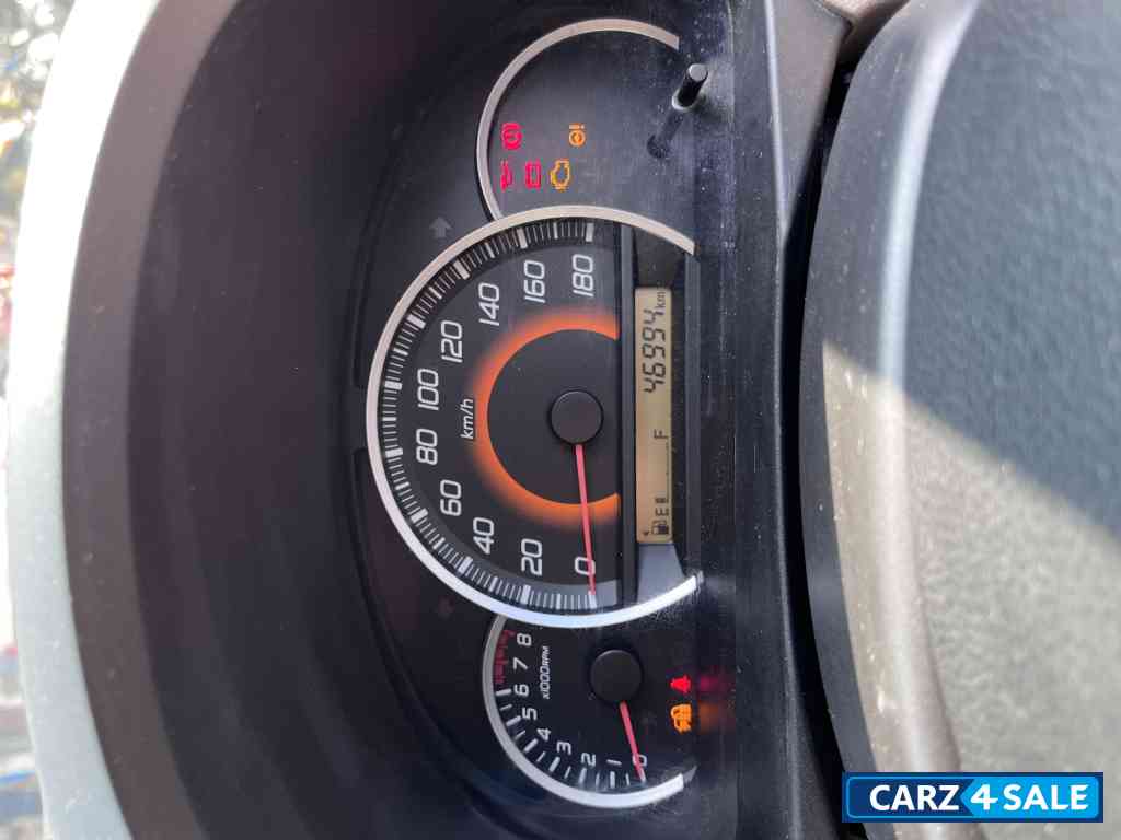 Silver Maruti Suzuki Wagon R Vxi Silver Maruti Suzuki Wagon R Vxi