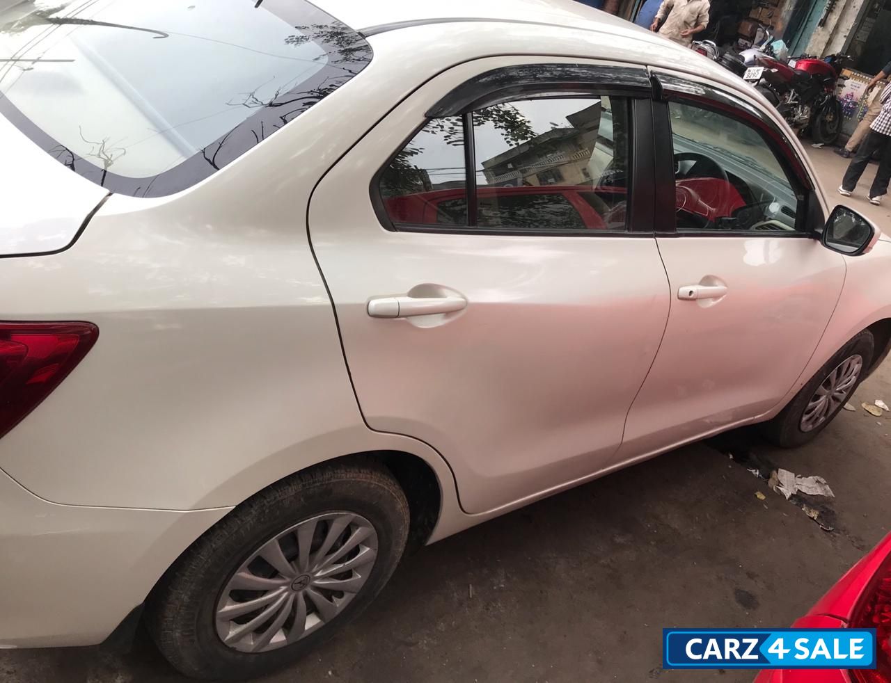 Maruti Suzuki Swift DZire Petrol VXi