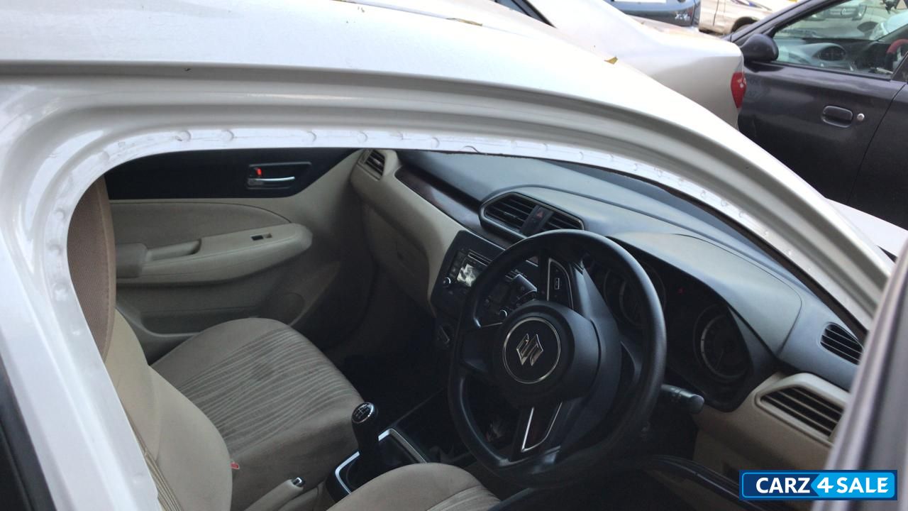 Maruti Suzuki Swift DZire Petrol VXi