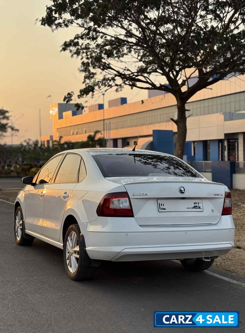 Skoda Rapid 1.6 Style AT