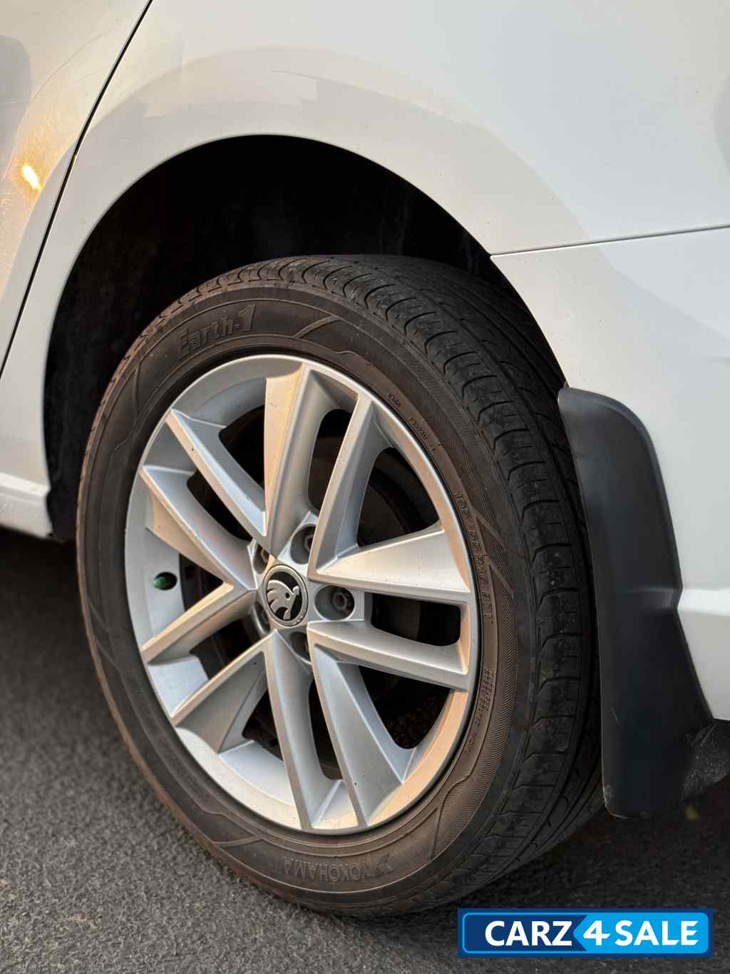 Skoda Rapid 1.6 Style AT