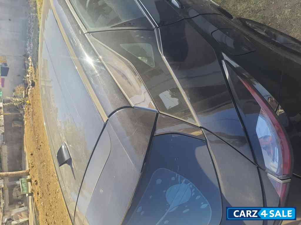 Tata Harrier XZ PLUS DARK EDITION