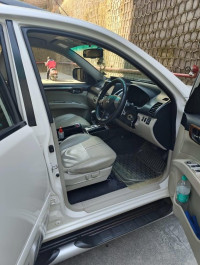 Mitsubishi Pajero Automatic