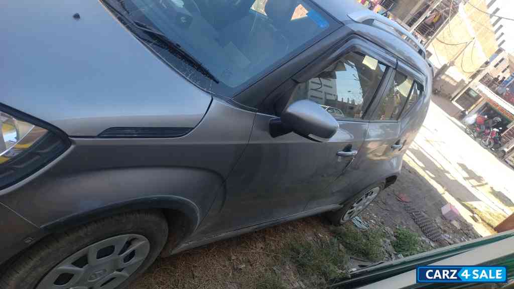 Matelic Grey Maruti Suzuki Ignis delta mannual