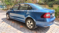 Silk Blue Skoda Rapid 1.6 Ambition TDI