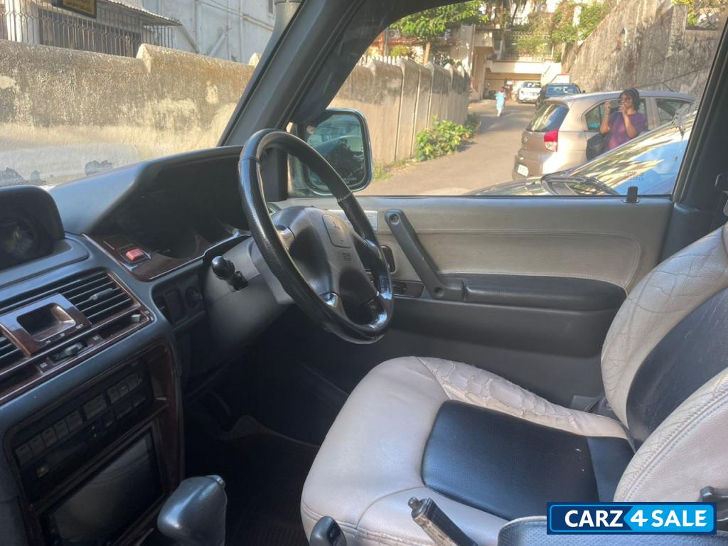 Mitsubishi Pajero Glx