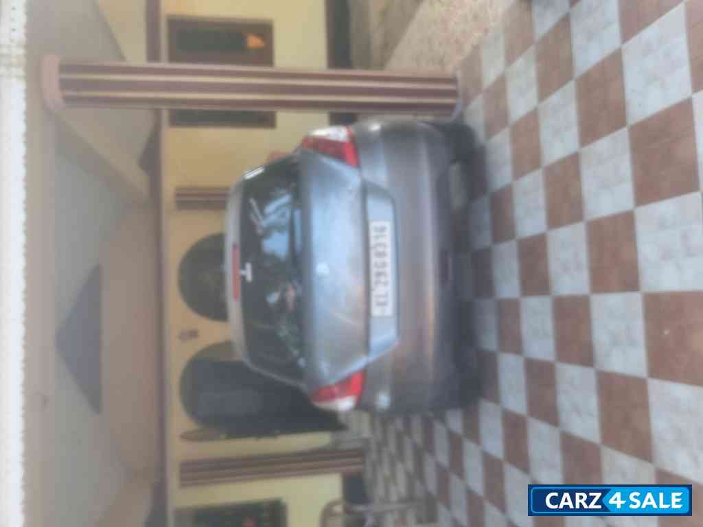 Maruti Suzuki Swift VVT ZXI Maruti Suzuki Swift VVT ZXI