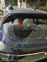 Mahindra XUV 3XO AX7L MT