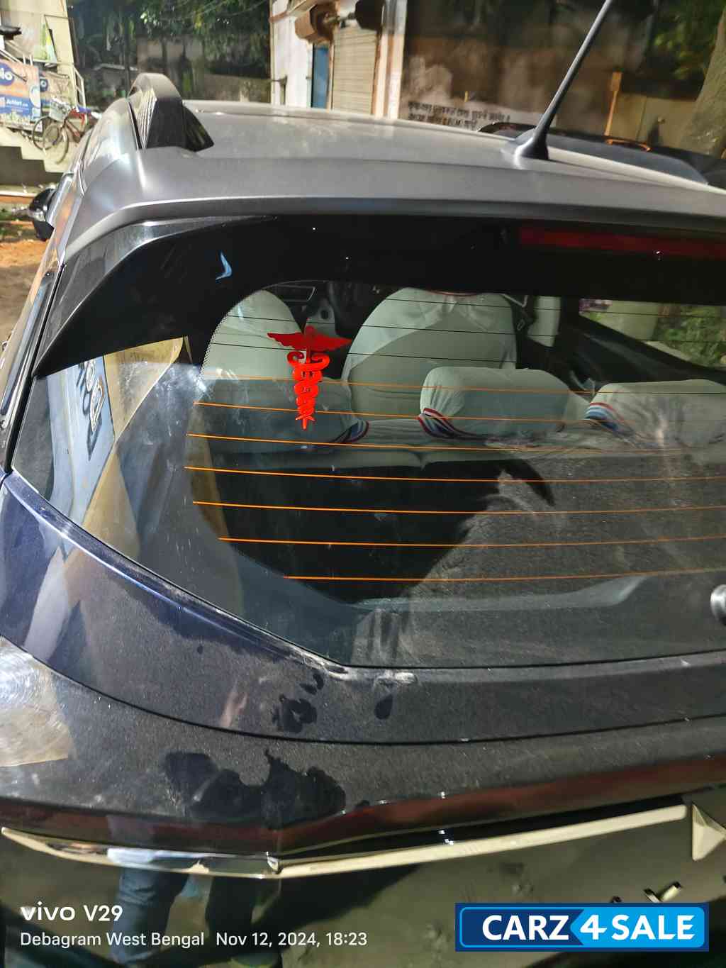 Mahindra XUV 3XO AX7L MT