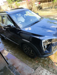 Mahindra XUV 3XO AX7L MT