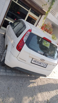 Ford Figo Titanium 1.2 petrol