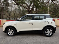 Pearl White Mahindra XUV300 W6