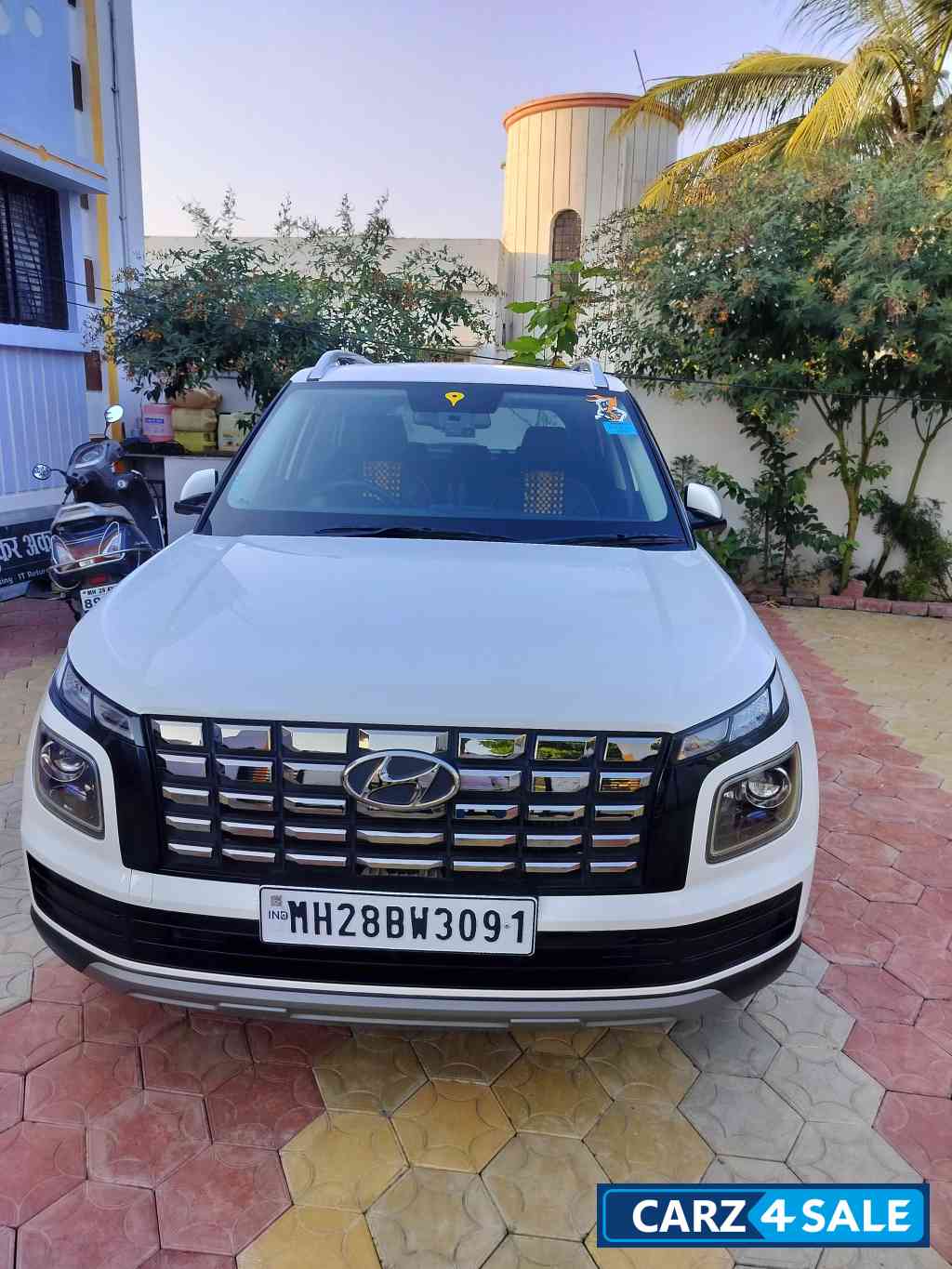 Hyundai Venue Turbo dct 7 speed