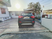 Mahindra XUV300 Top modal w8 options