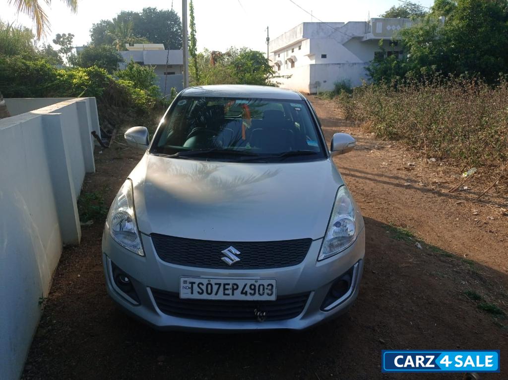 Grey Maruti Suzuki Swift VXI