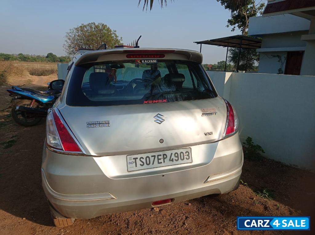 Grey Maruti Suzuki Swift VXI