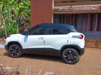 Tata Punch Creative AMT-DT