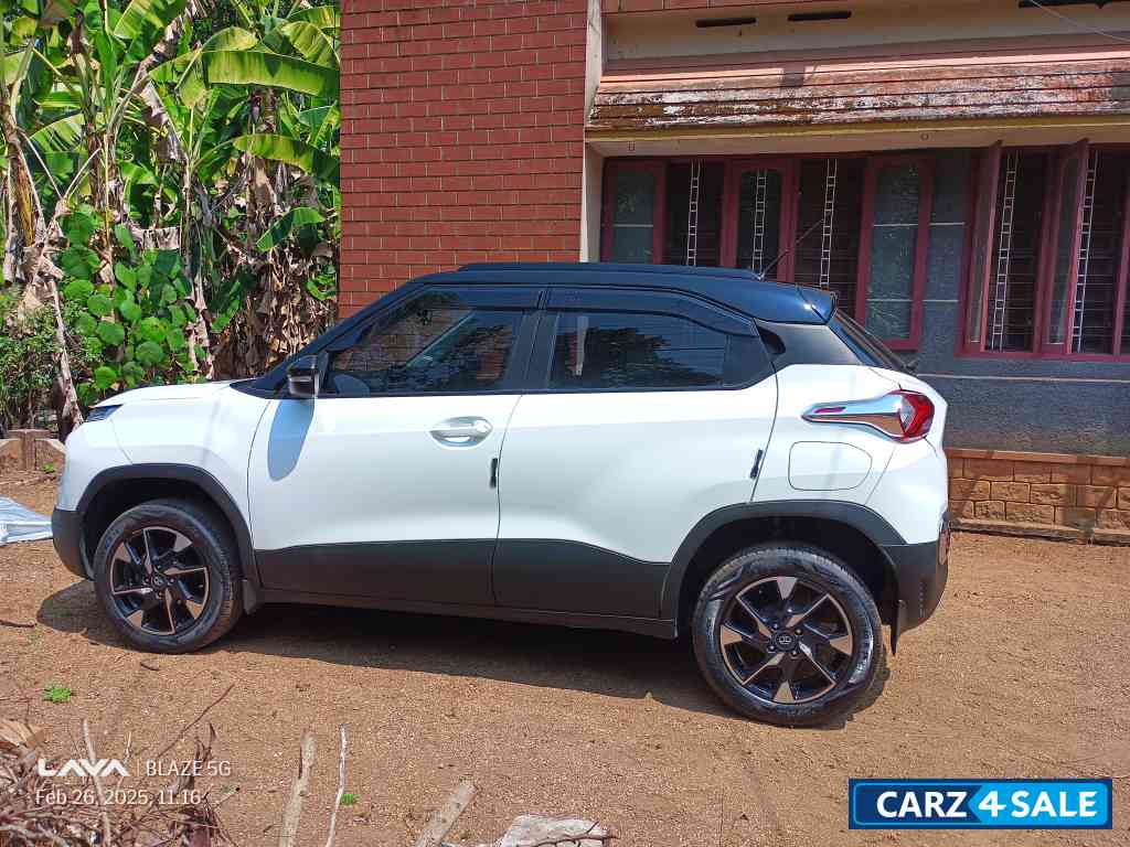 Tata Punch Creative AMT-DT