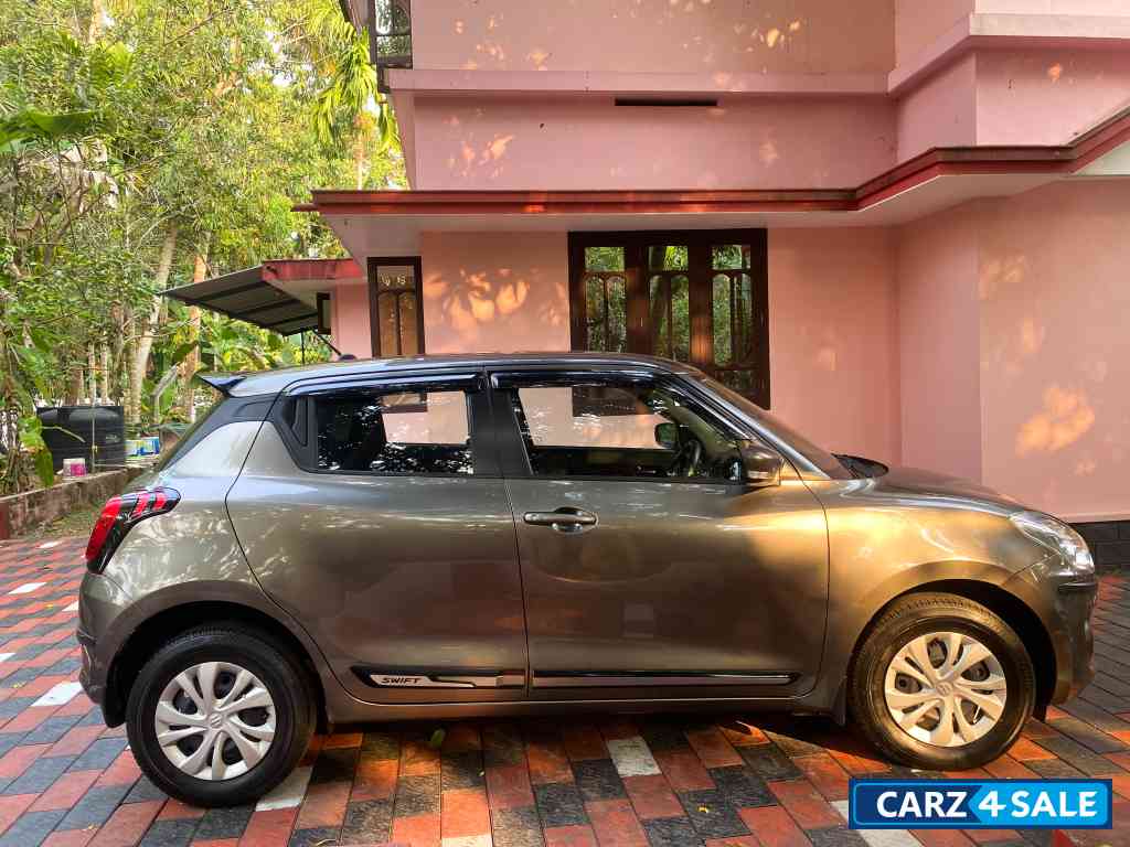 Gry Maruti Suzuki Swift VXI