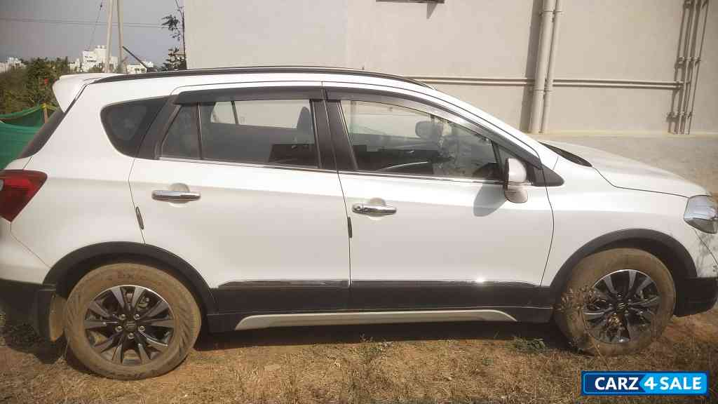 Maruti Suzuki S-Cross Hybrid