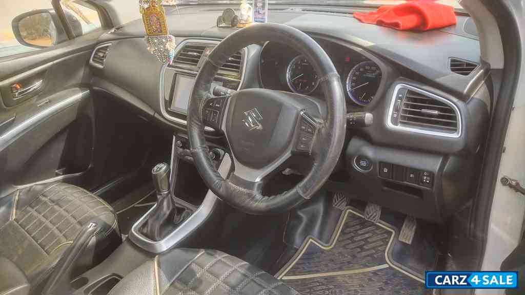 Maruti Suzuki S-Cross Hybrid