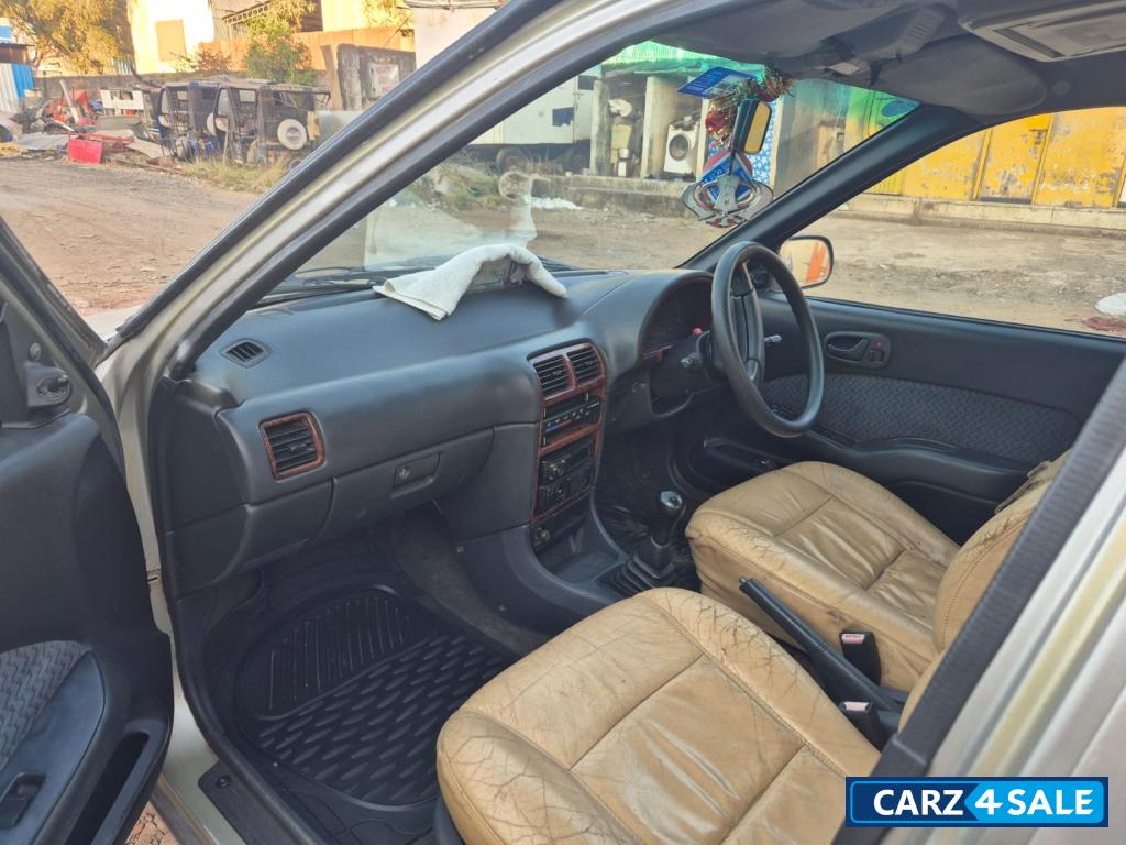 Maruti Suzuki Esteem lxi