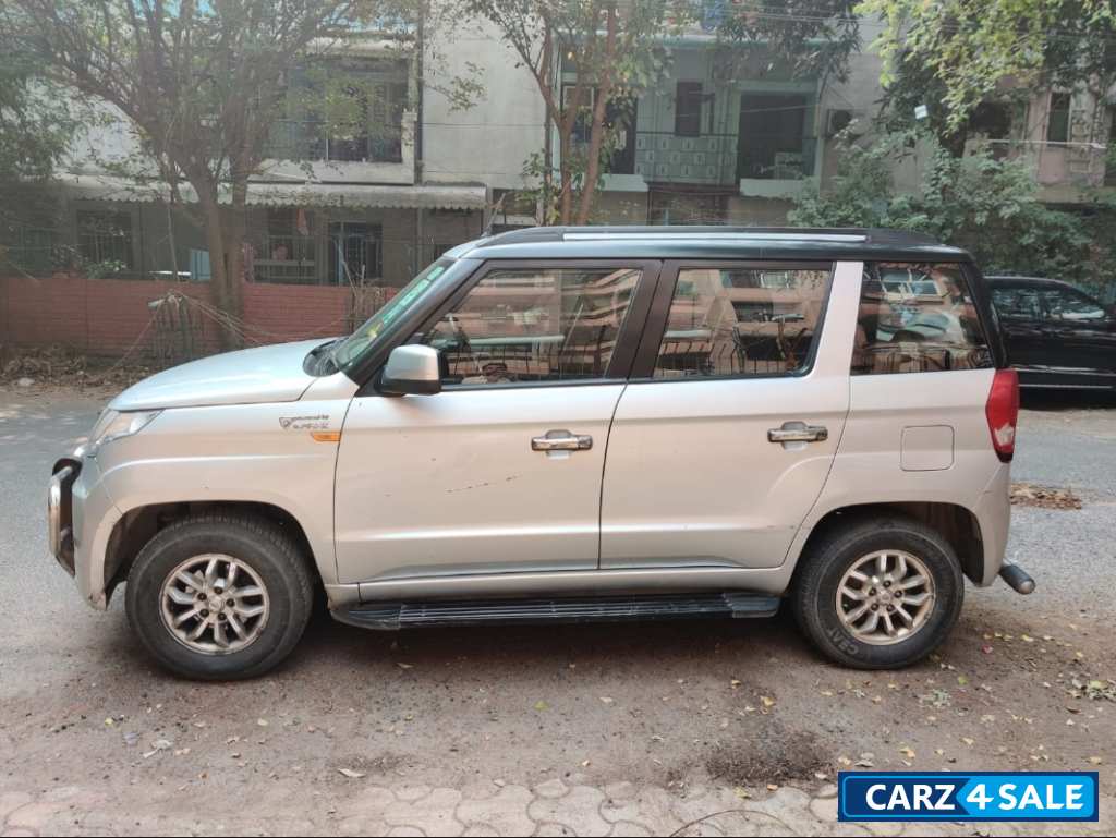 Mahindra TUV300 AUTO MATIC Mahindra TUV300 AUTO MATIC