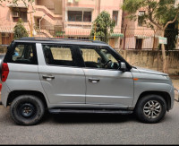 Mahindra TUV300 AUTO MATIC