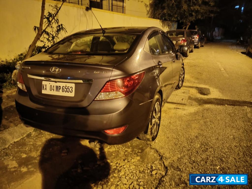 Hyundai Fluidic Verna 4S