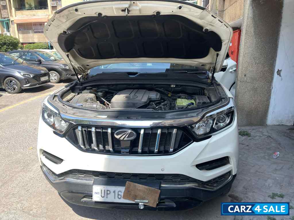 Mahindra Alturas G4 4wd Mahindra Alturas G4 4wd