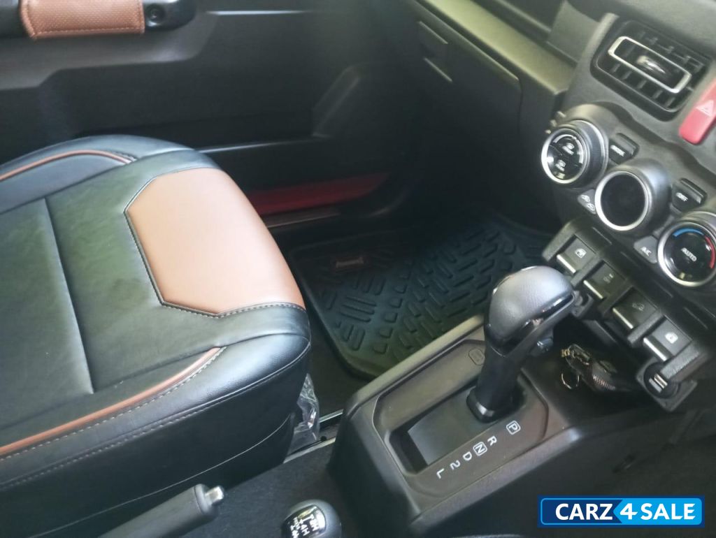 Maruti Suzuki Jimny Alpha dual tone AT