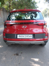 Red Hyundai Venue 1.2 kappa mt s