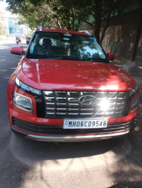 Red Hyundai Venue 1.2 kappa mt s