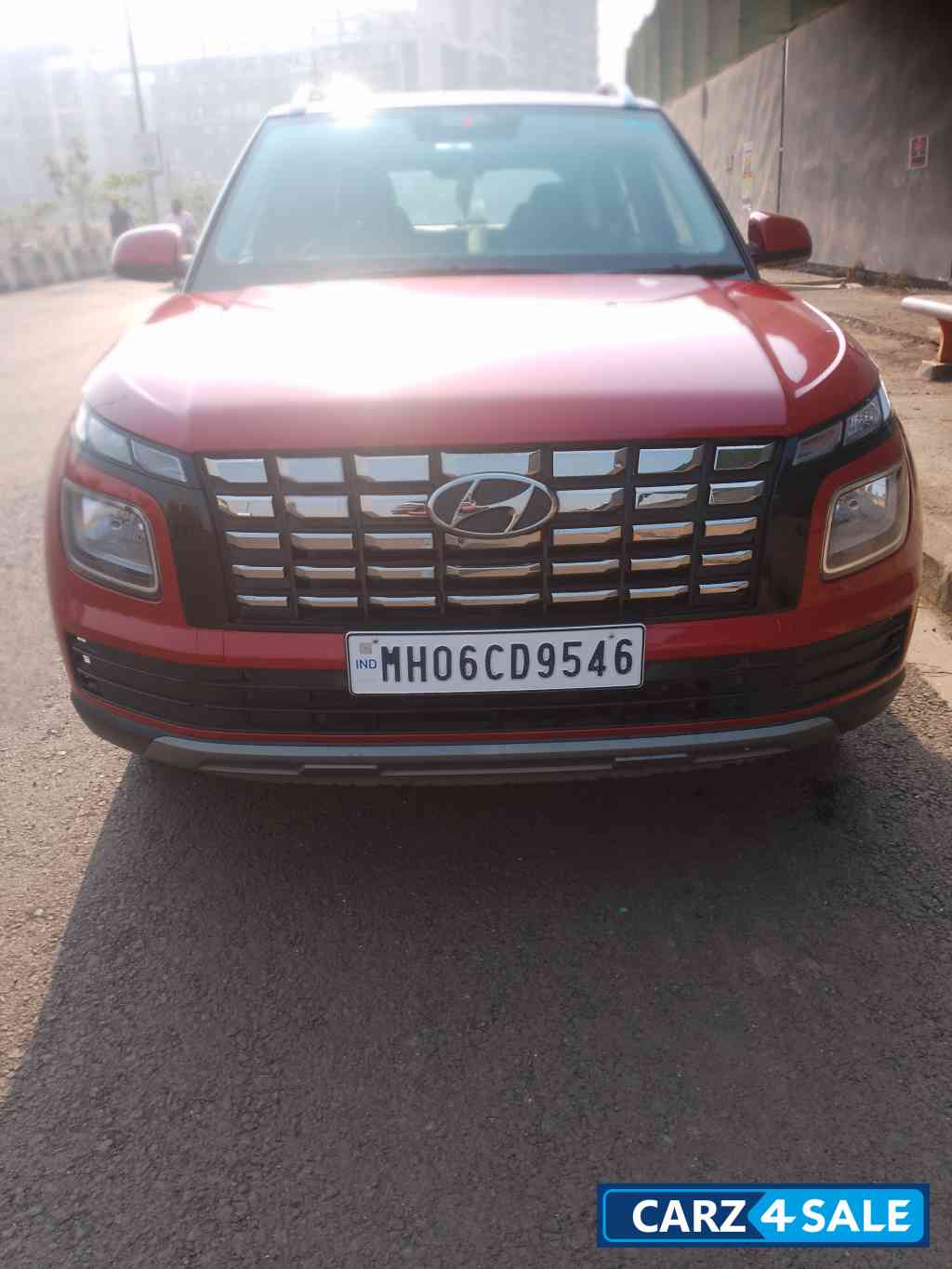 Red Hyundai Venue 1.2 kappa mt s