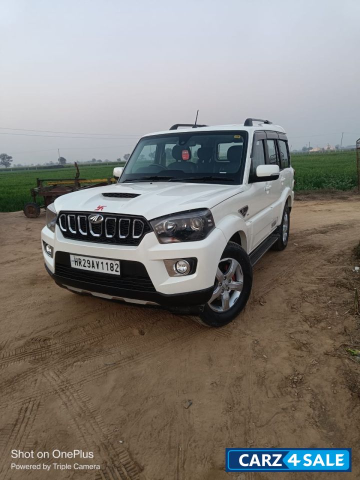Pearl White Mahindra Scorpio S11 2WD BS 6
