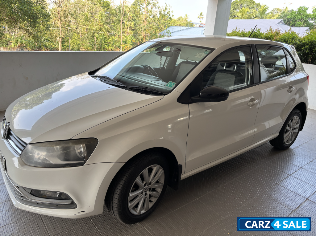 White Volkswagen Polo 1.2 GT TSI