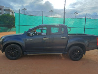Isuzu D-Max V-Cross Top