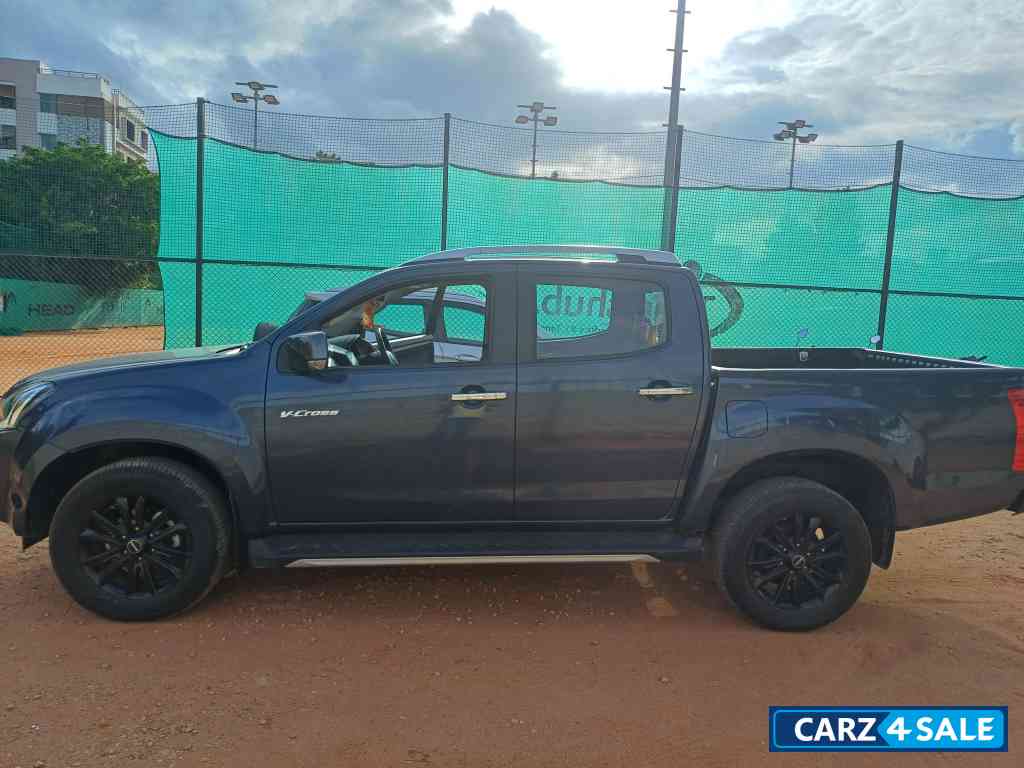 Isuzu D-Max V-Cross Top