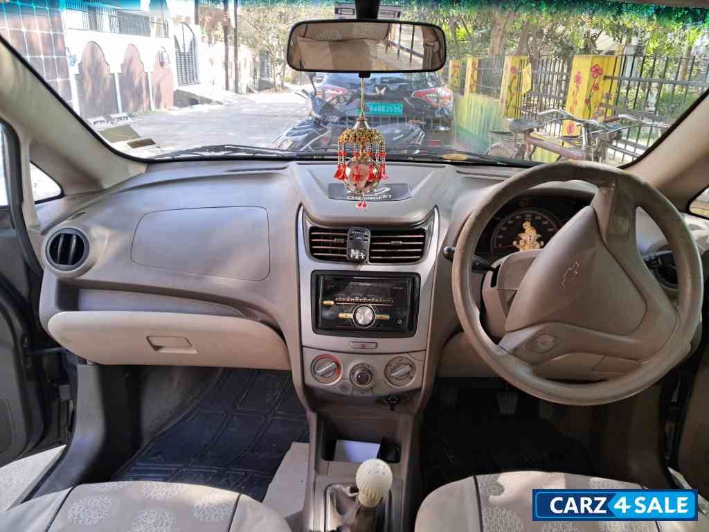 Metallic Grey Chevrolet Sail 1.2 base