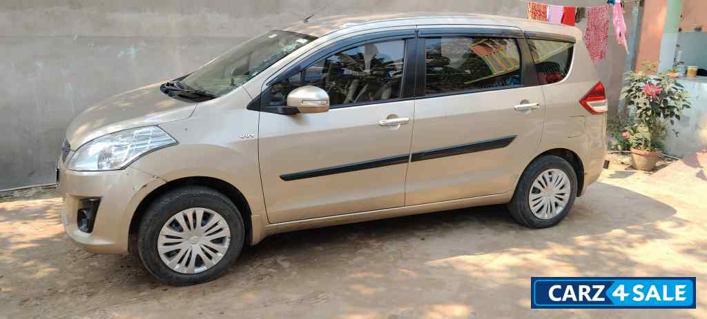 Gold Maruti Suzuki Ertiga Vxi