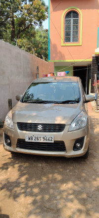 Gold Maruti Suzuki Ertiga Vxi