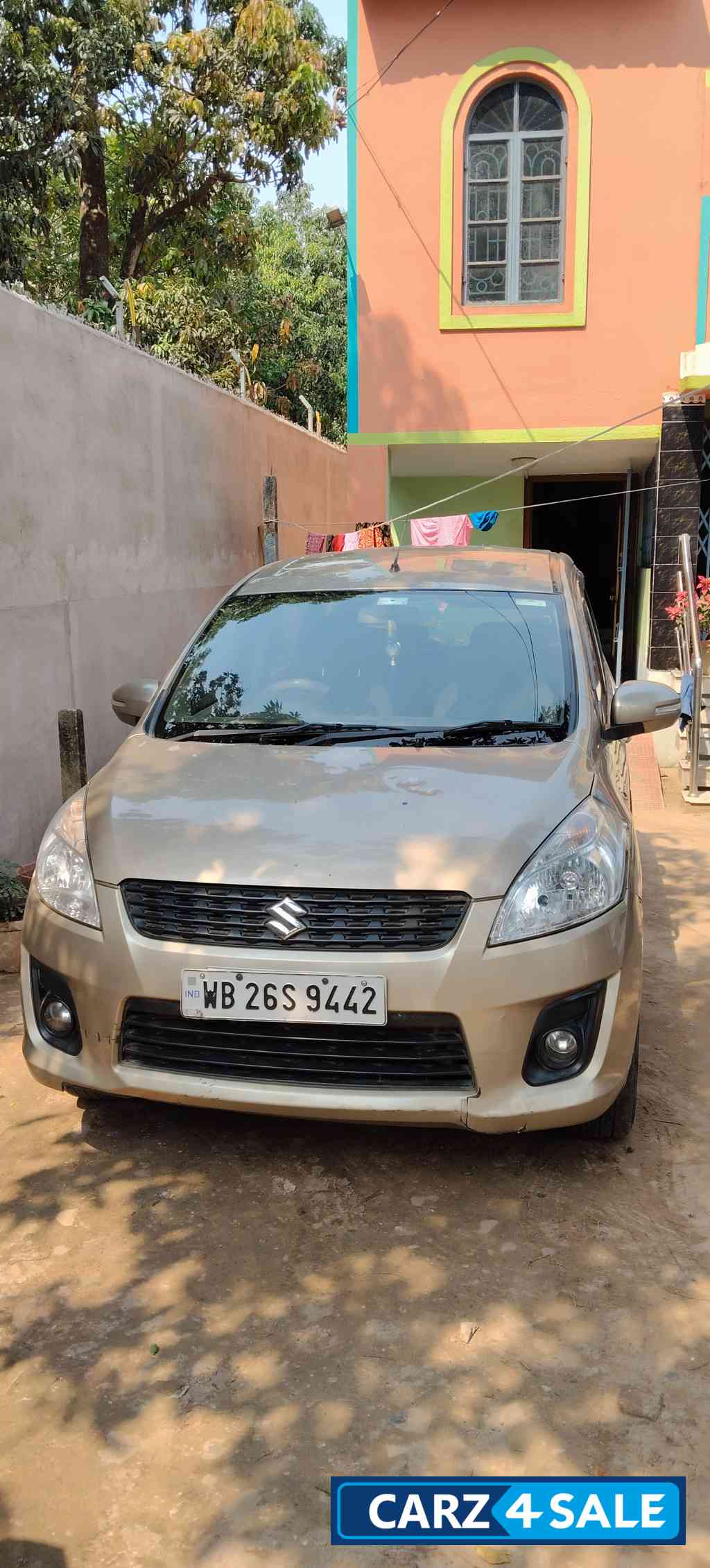 Gold Maruti Suzuki Ertiga Vxi