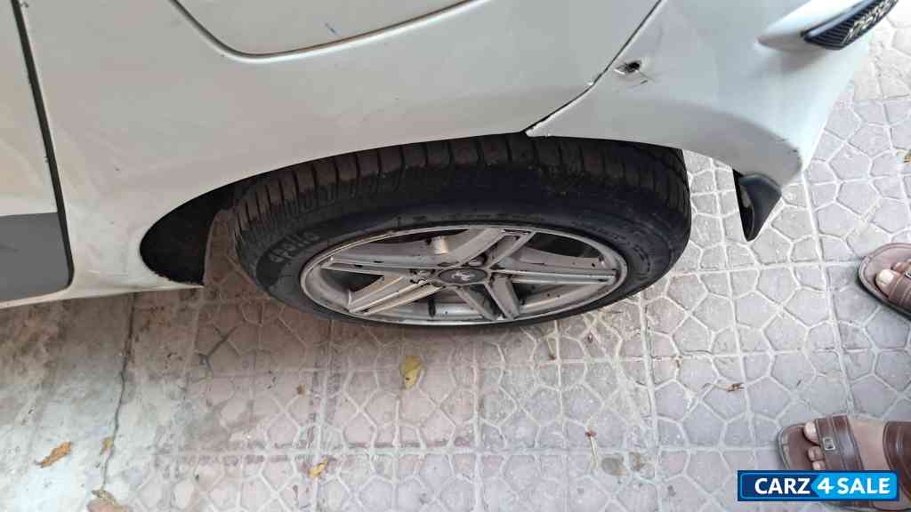 Hyundai i10 1.2 sportz kappa