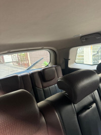 D Grey Mahindra XUV 500 W8