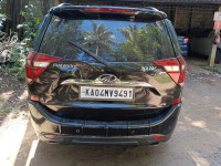 Mahindra XUV 500 w11